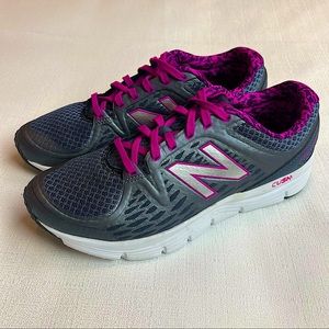 New Balance Grey and Pink Athletic Shoe, Size 8